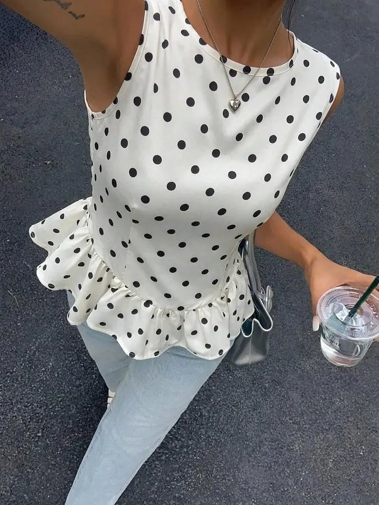 BLUSA DE LUNARES 1