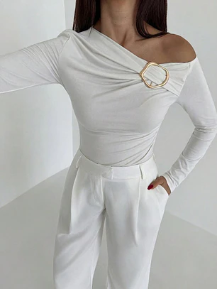 BLUSA AJUSTADA BLANCA