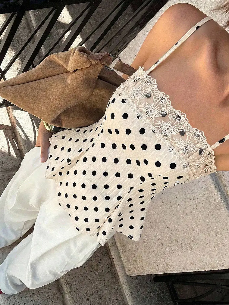 BLUSA DE LUNARES TOP TENDENCIA  1