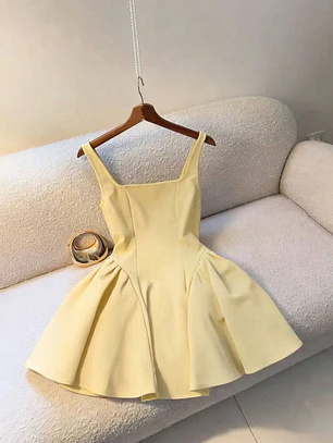 VESTIDO CORTO JUVENIL 