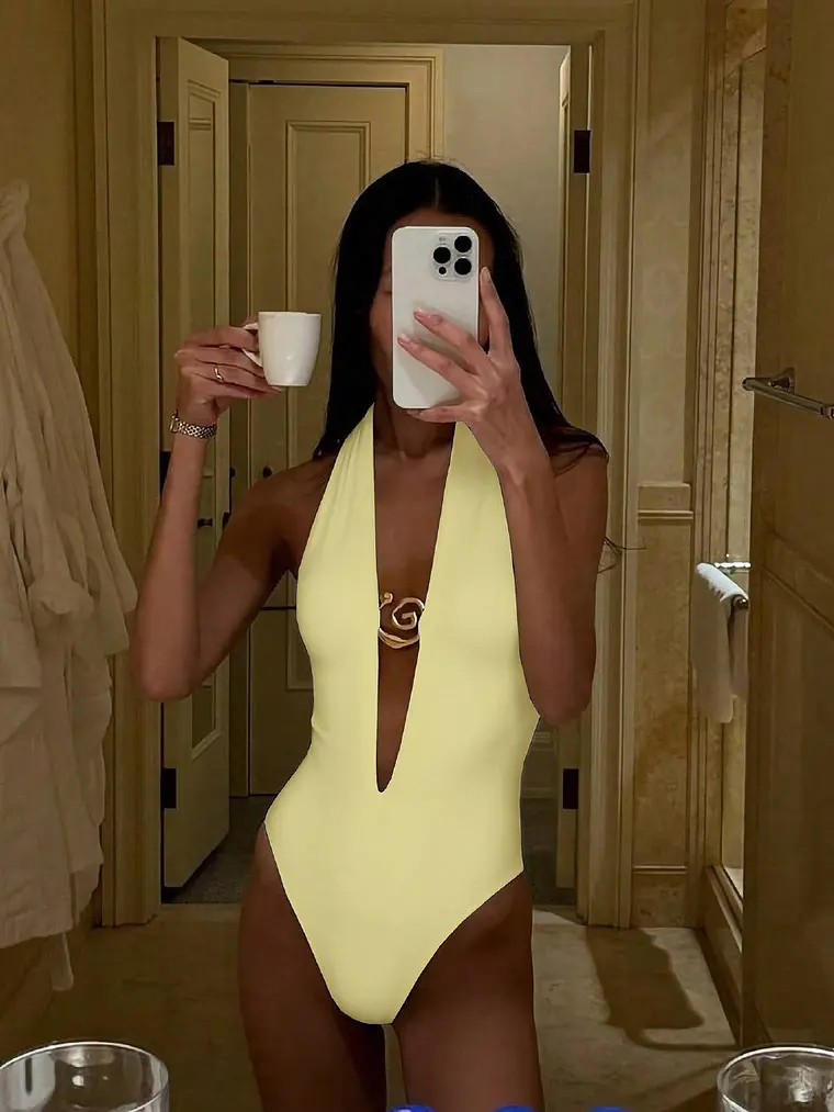 TRAJE DE BAÑO ENTERIZO  1