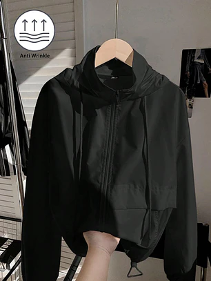 CHAQUETA CON CAPUCHA