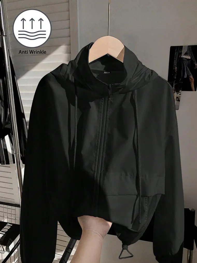CHAQUETA CON CAPUCHA 1