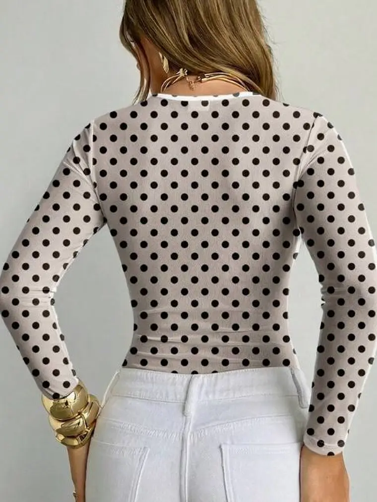 BODY CON ESTAMPADO DE LUNARES 2