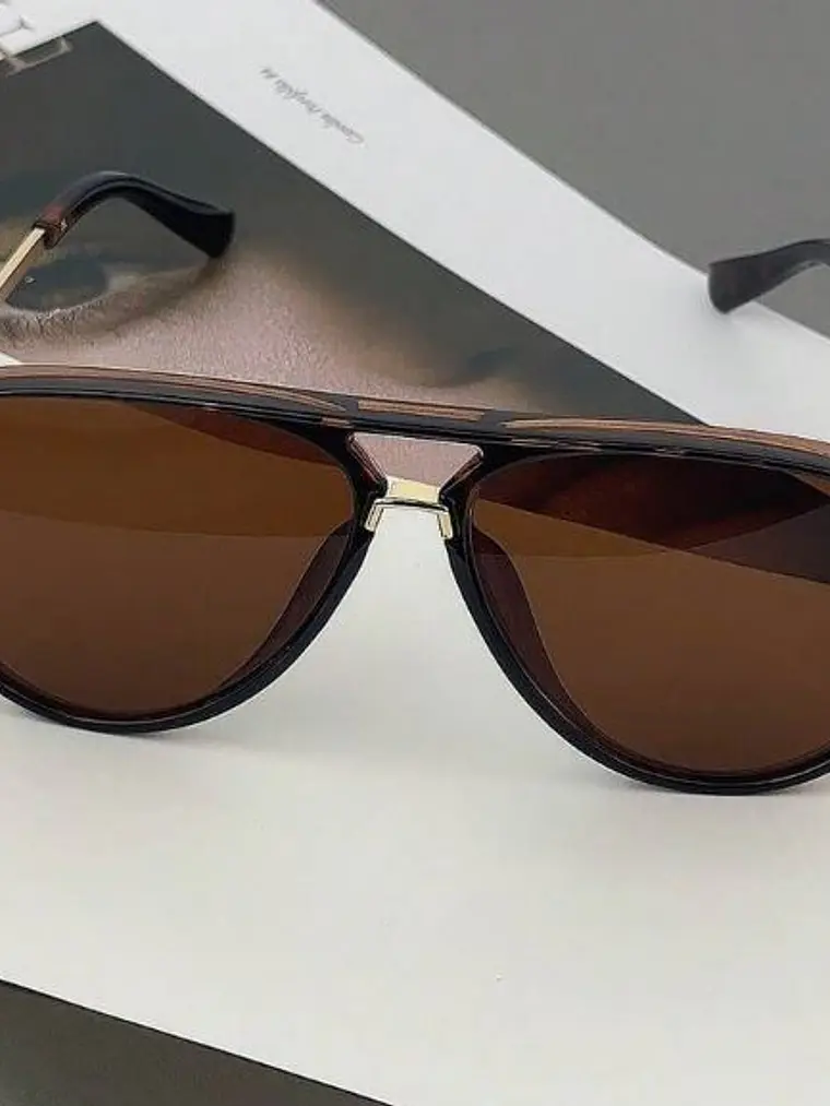 LENTES CON MARCO GRANDE 1