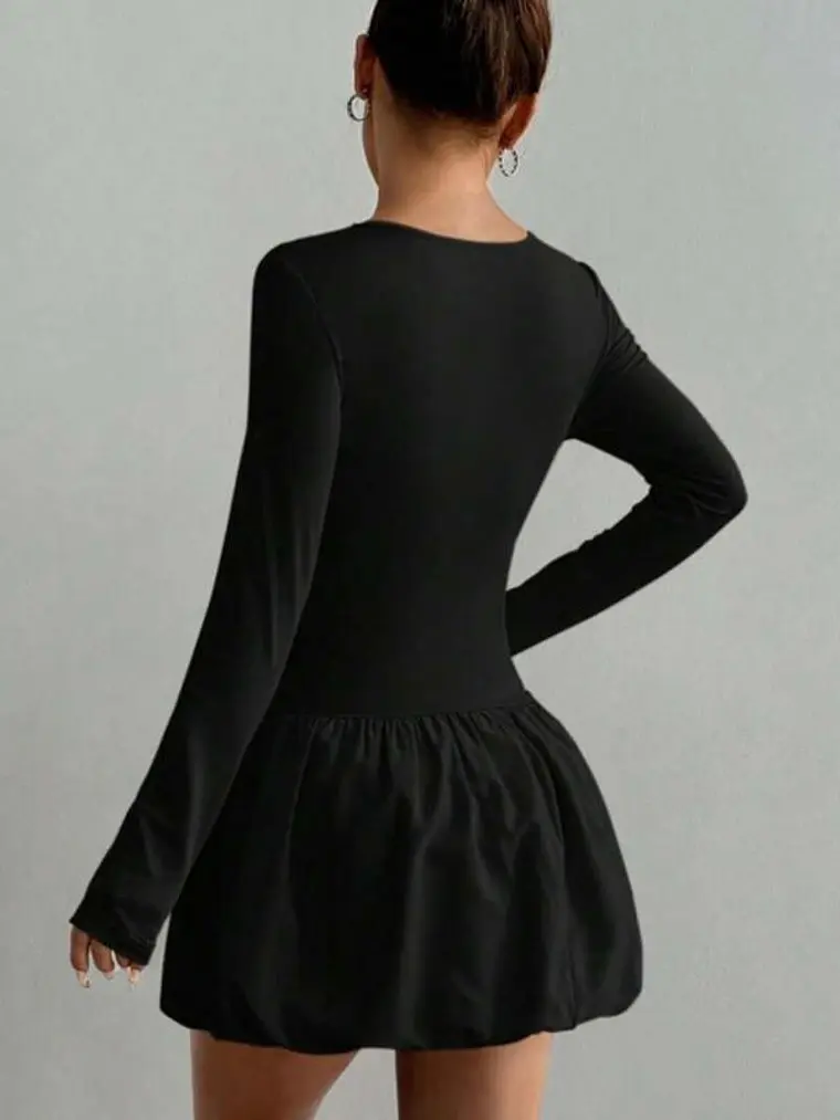 VESTIDO CORTO CON FALDA BURBUJA 2