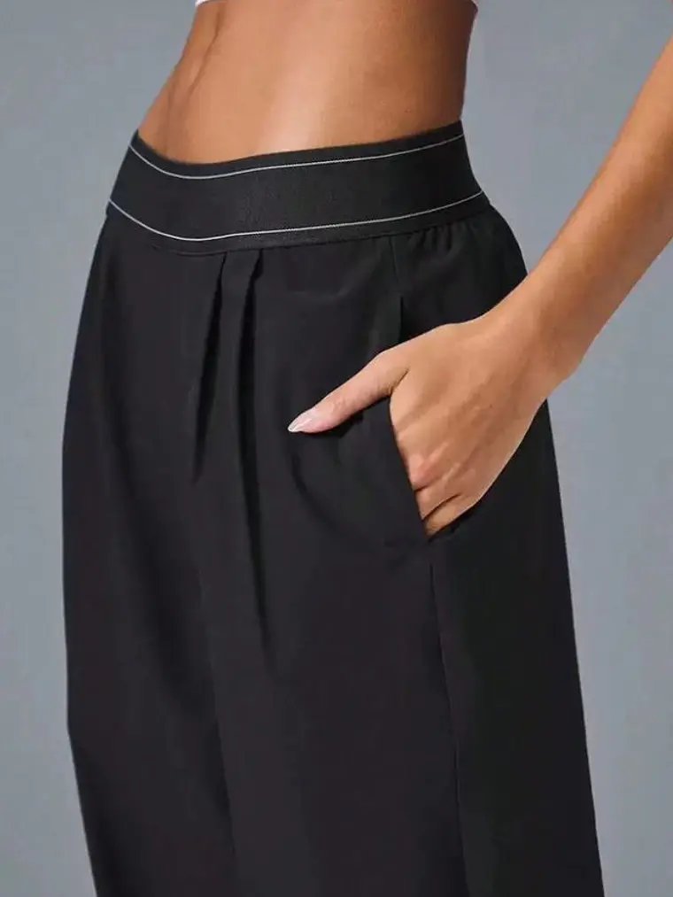 PANTALON DEPORTIVO LIGERO Y ELASTICO PARA MUJER 1