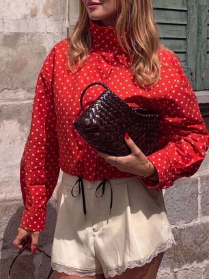 CHAQUETA ROJA DE LUNARES 