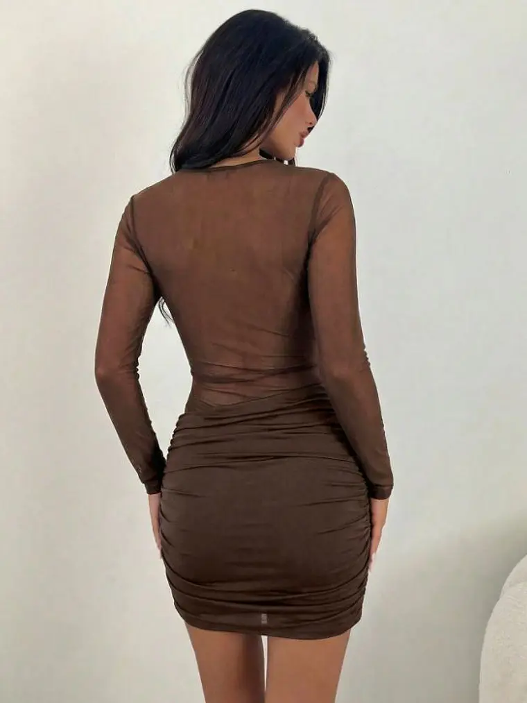 VESTIDO CORTO CON TRANSPARENCIAS 2