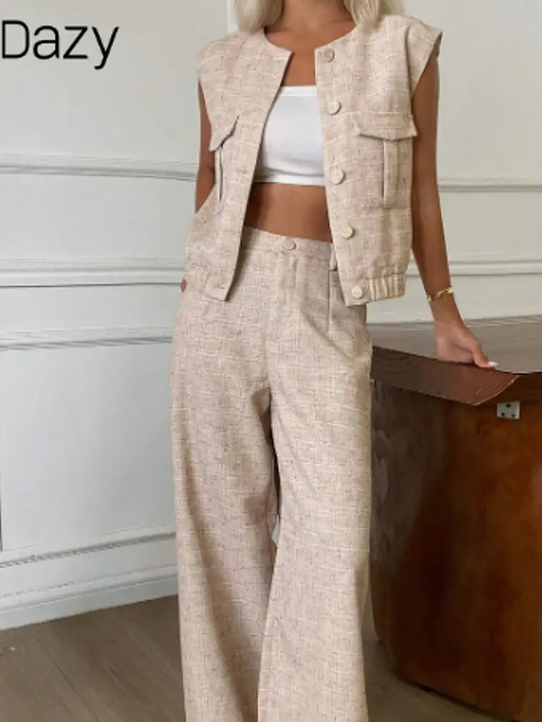 CONJUNTO DE DOS PIEZAS BEIS 1
