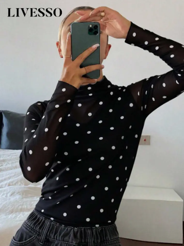 BLUSA DE LUNARES 1