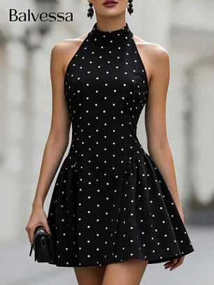 VESTIDO CORTO DE LUNARES
