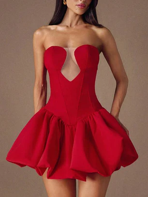 VESTIDO CORTO SIN TIRANTES Y MALLA