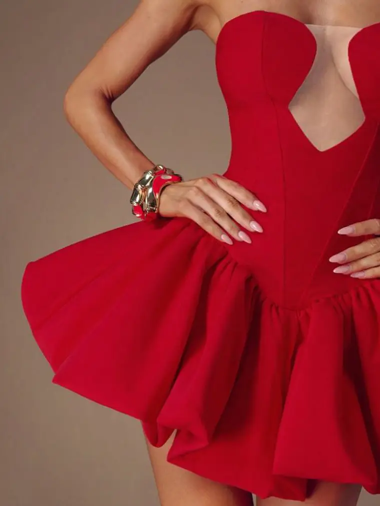VESTIDO CORTO SIN TIRANTES Y MALLA 3