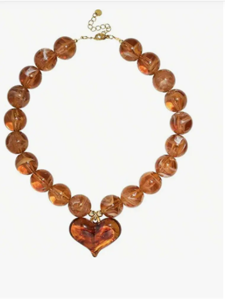 COLLAR 1
