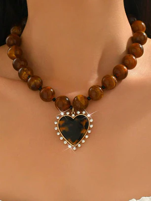 COLLAR