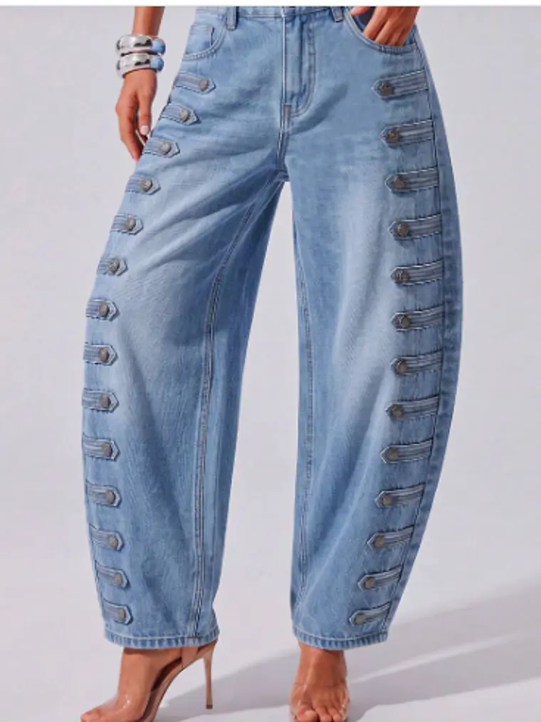 JEANS CON BOTONES 1