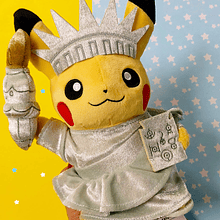 Pokemon Pikachu Statue of Liberty Peluche