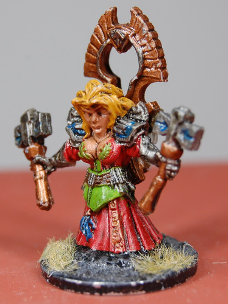 Gwyddis Dwarf Valkyrie / Mini Reaper Dungeons And Dragons 3
