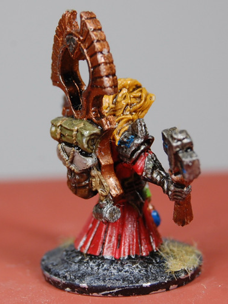Gwyddis Dwarf Valkyrie / Mini Reaper Dungeons And Dragons 4