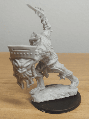 Helmed Horror / Mini Nolzur Pintar Dungeons And Dragons