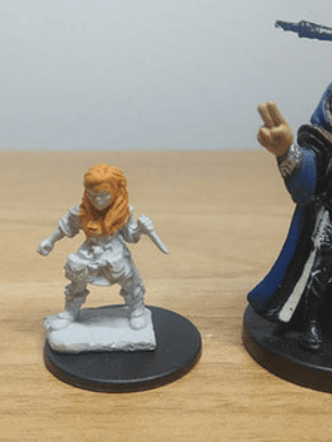 Halfling Rogue Set / Mini Nolzur Pintar Dungeons And Dragons