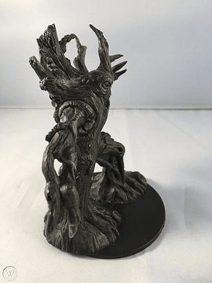 Treant (huge) #64 Giants Of Legend Mini Dungeons And Dragons