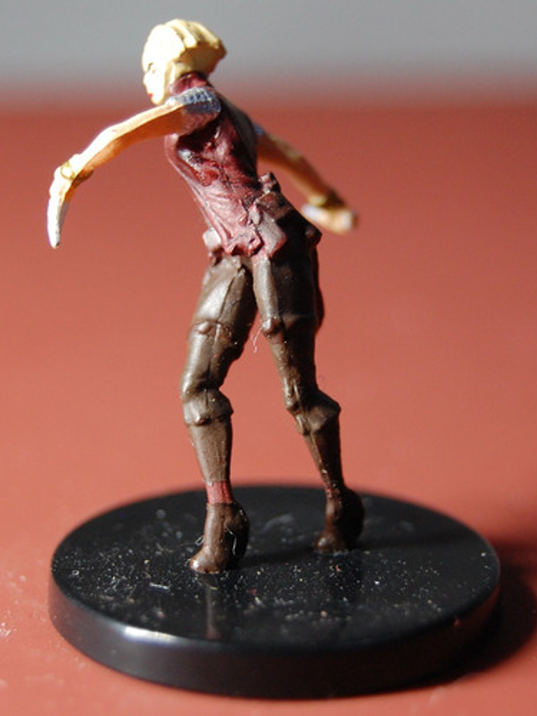 Trinia Sabor #35 Crown Of Fangs Mini Dungeons And Dragons 3