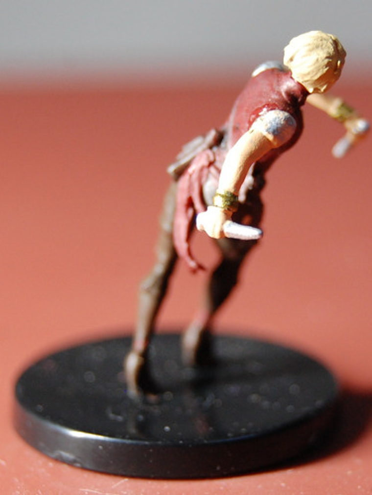 Trinia Sabor #35 Crown Of Fangs Mini Dungeons And Dragons 5