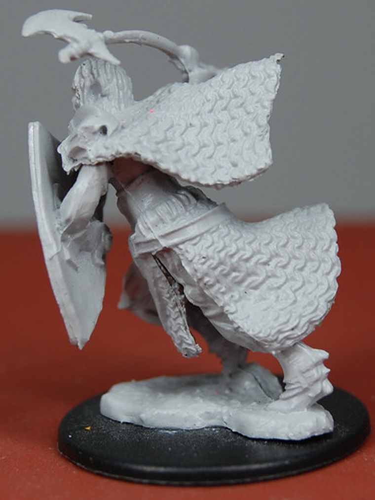 Half Orc Barbarian / Mini Deep Cuts Dungeons And Dragons 4