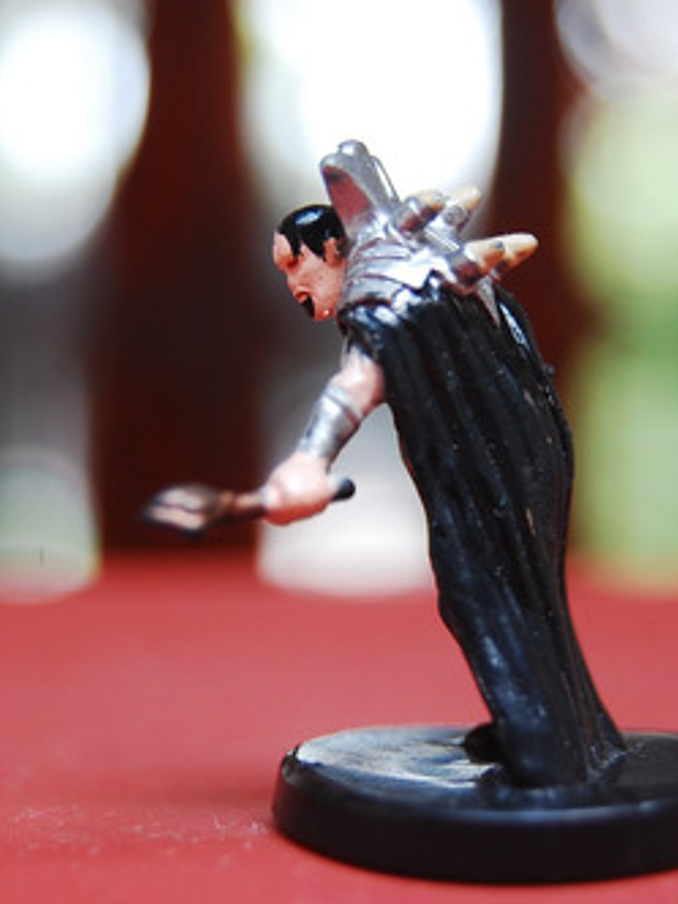 Grim Necromancer #36 Deathknell Mini Dungeons And Dragons 3