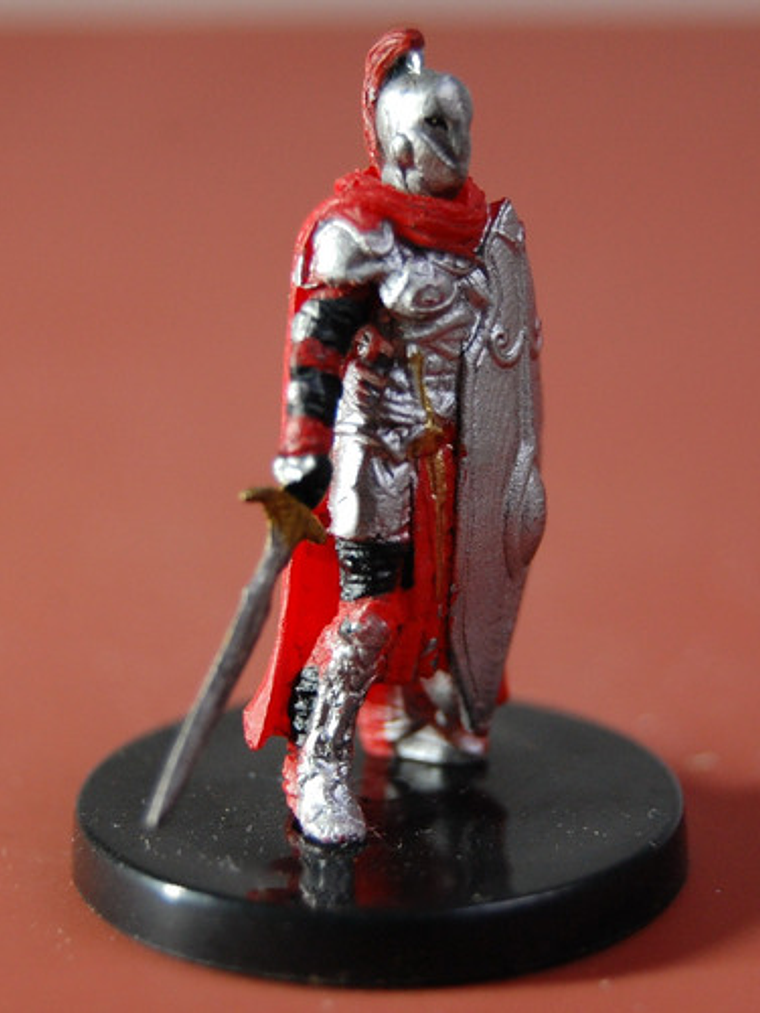 Gray Maiden Guard #11 Crown Of Fangs Mini Dungeons & Dragons 5