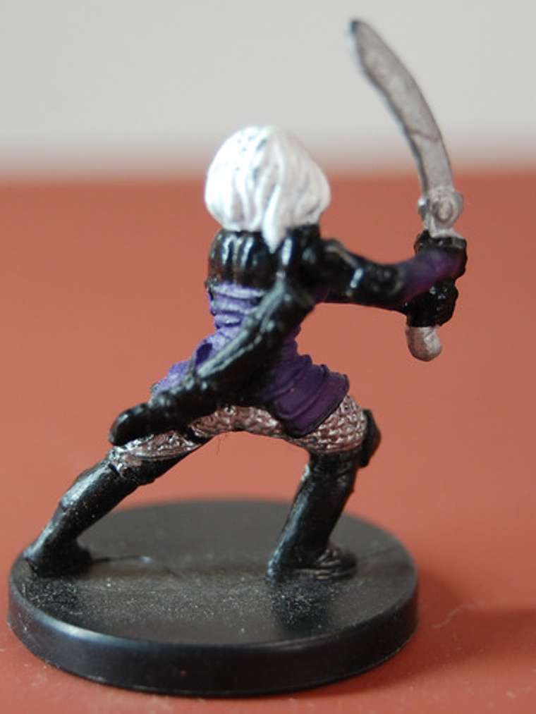 Drow Adventurer #11 Demonweb Mini Dungeons And Dragons 4
