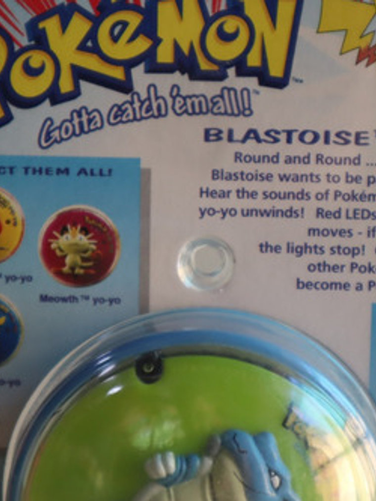 Blastoise Yo-yo Yoyo 1998 Pokemon Tiger Hasbro Nintendo 7
