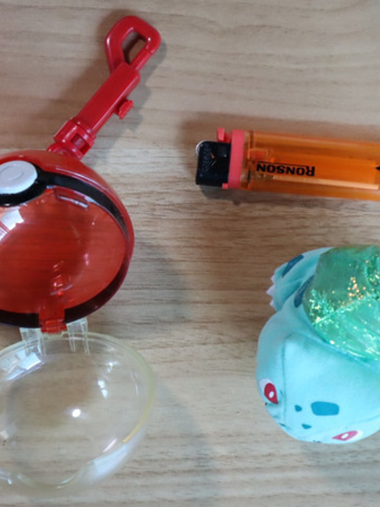 Bulbasaur Plush Pokebola 1998 Applause Pokemon Nintendo 5