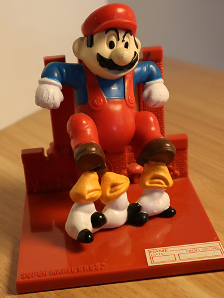 Super Mario Bros Trophy 1988 Over Mushrooms Hasbro Nintendo 1