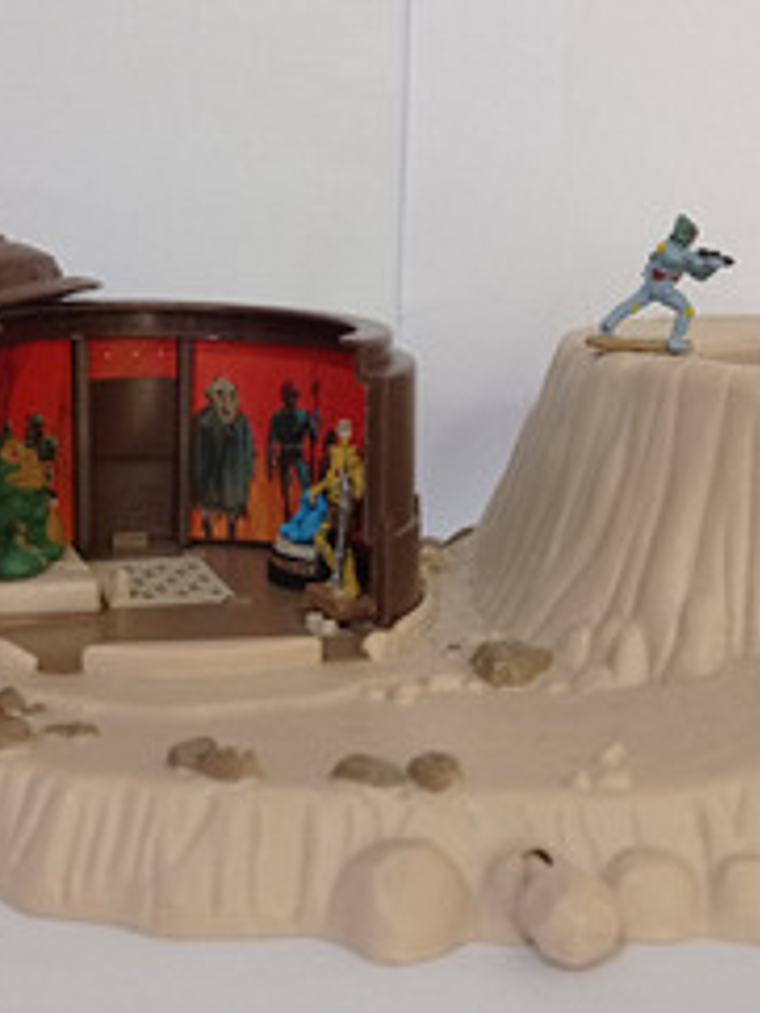 Planet Tatooine Playset 1995 Star Wars Galoob Micro Machines 2