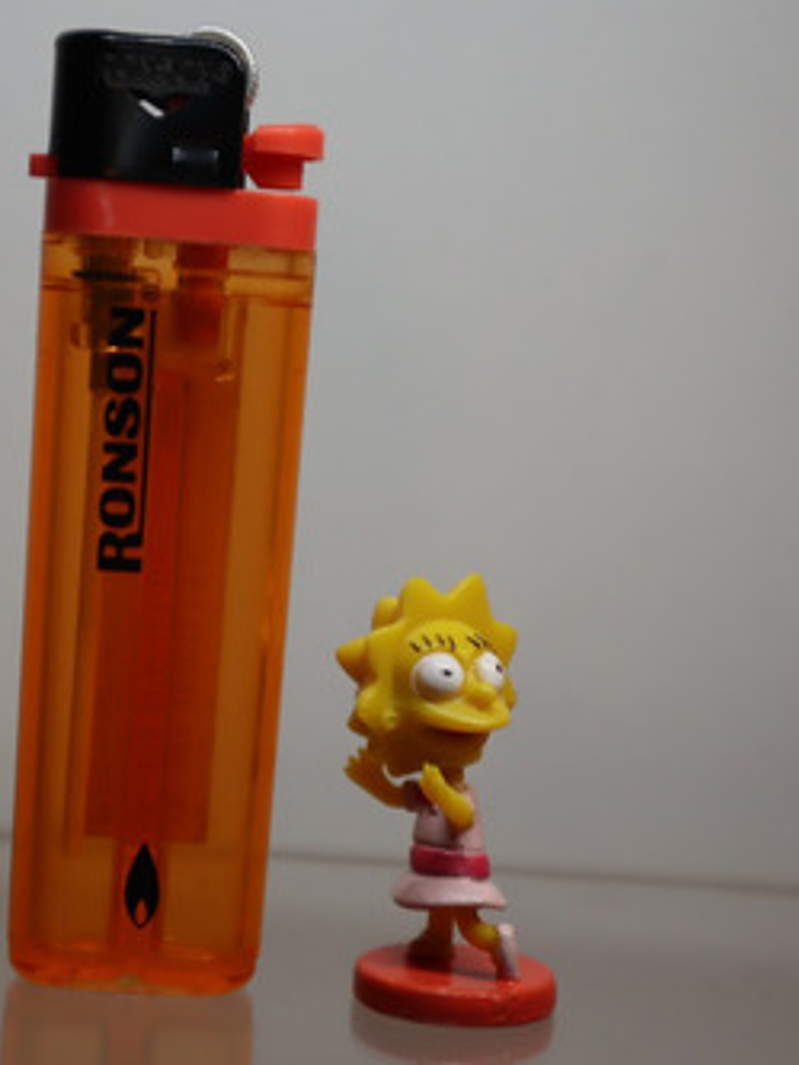 Lisa 2005 Tomy Simpsons Mini Bobble Head 8