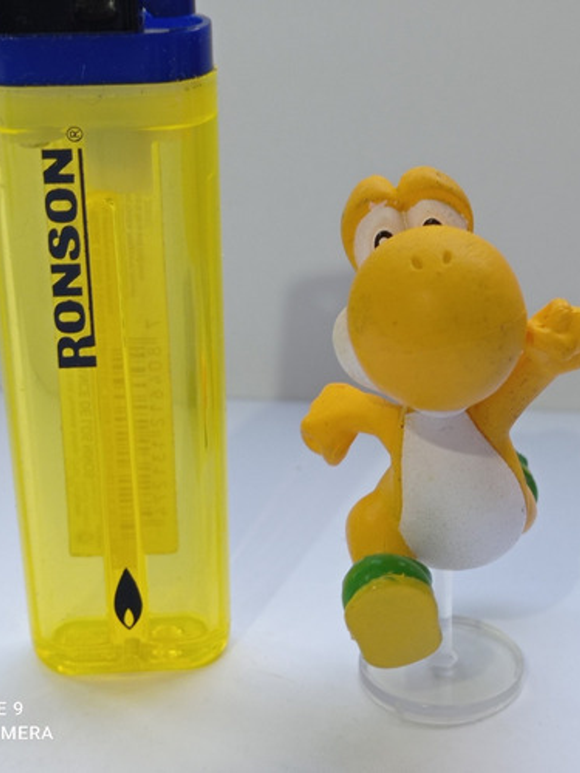 Yellow Yoshi 2008 Nintendo Figura Mini Mario Bros 4