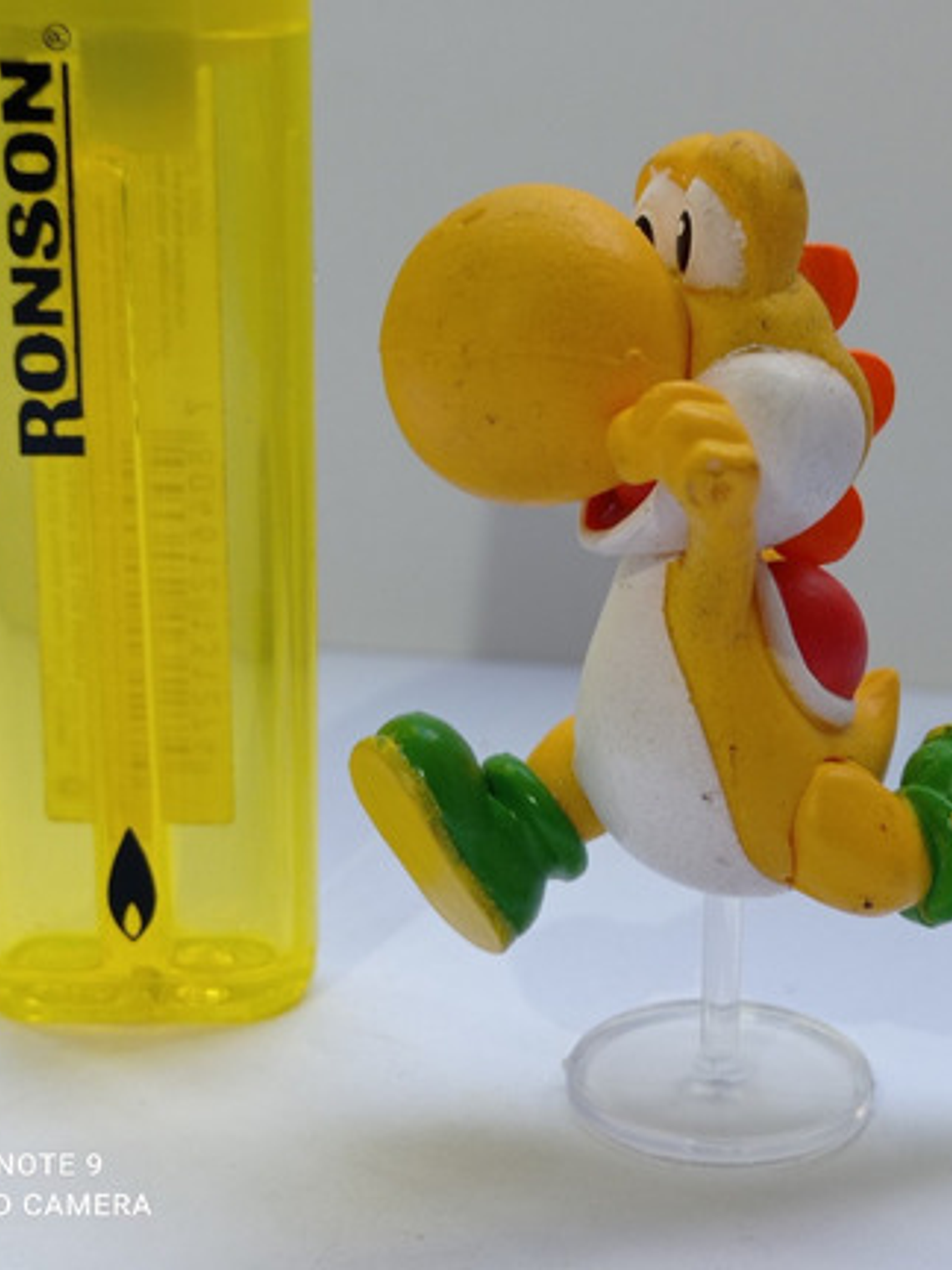 Yellow Yoshi 2008 Nintendo Figura Mini Mario Bros 5