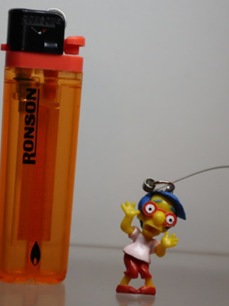 Miniatura Milhouse 1999 Simpsons Colgante Dangler 6