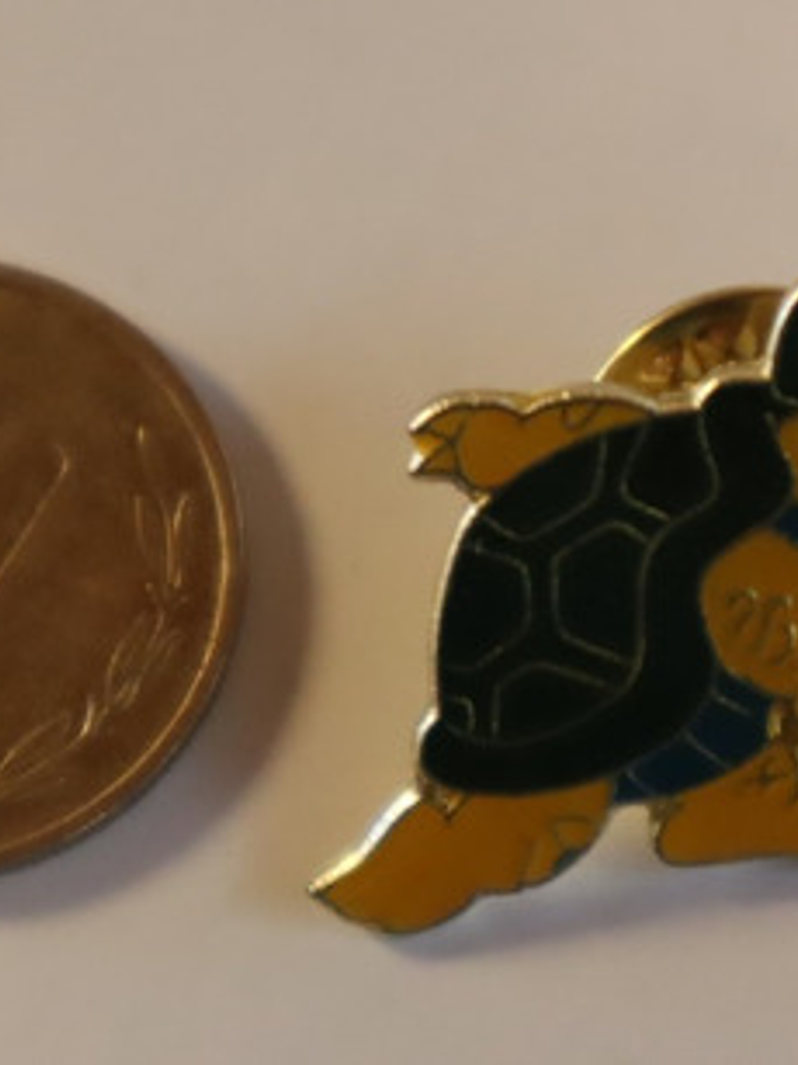 Pin Hammer Brother 1988 Nintendo Super Mario Bros 2