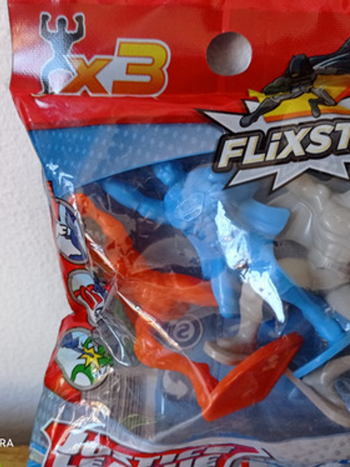 Sobre Flixstars Batman + Superman Dc Mattel Justice League 3