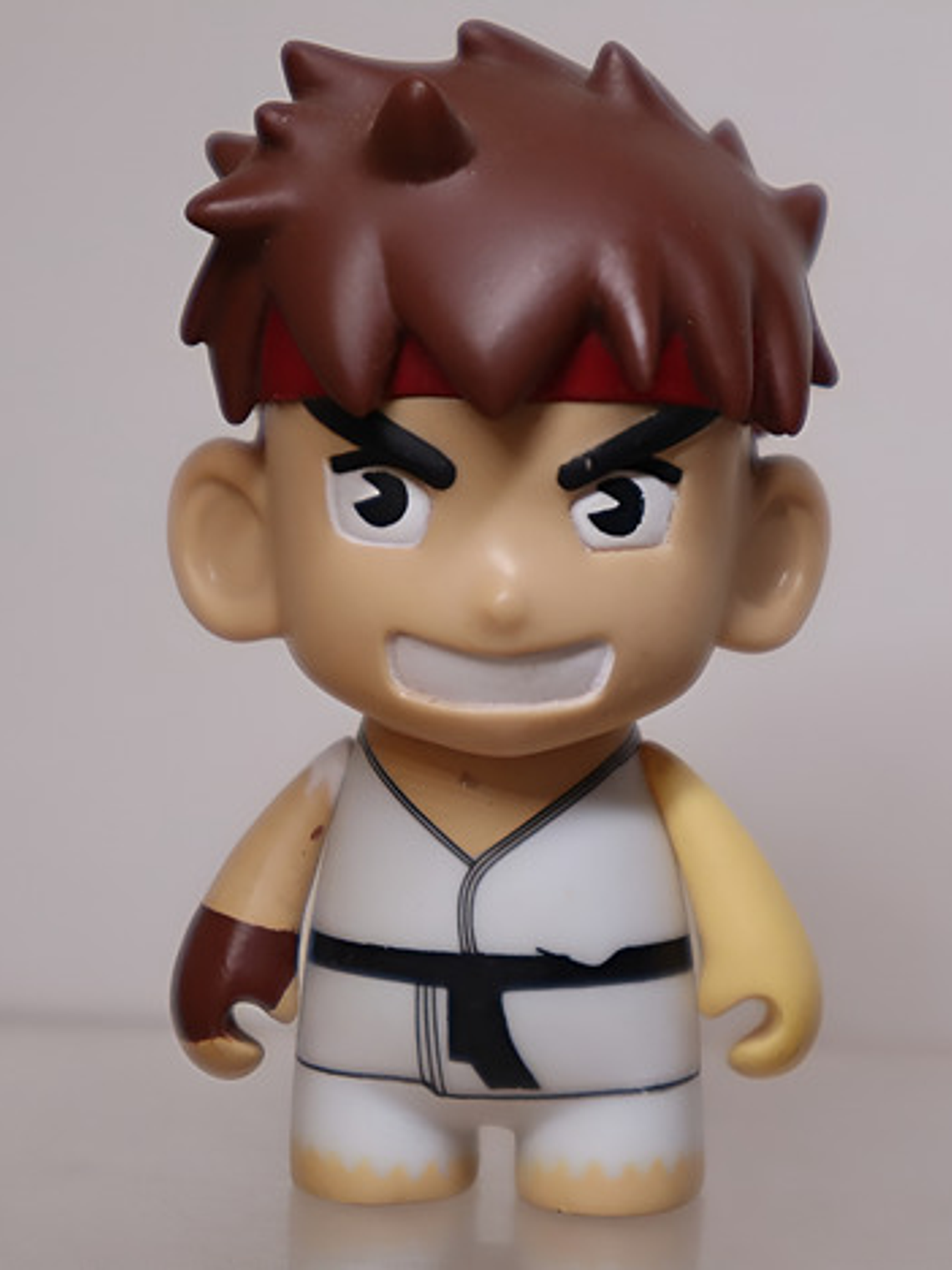 Ryu Kidrobot X Street Fighter Vinilo 1