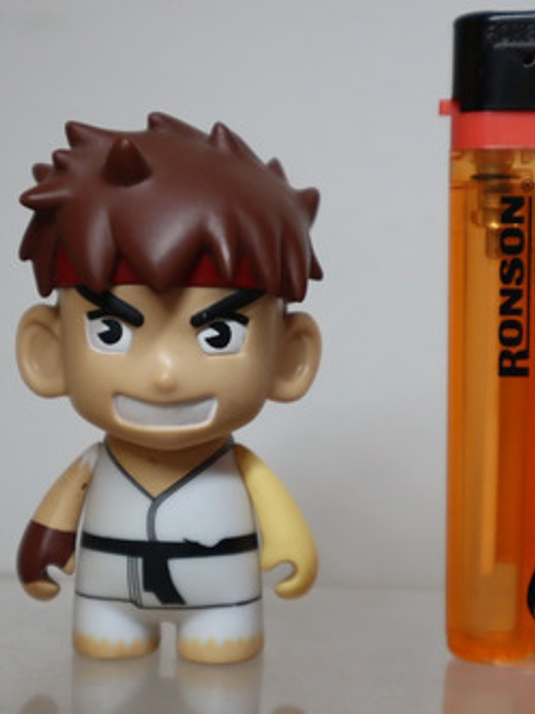 Ryu Kidrobot X Street Fighter Vinilo 2