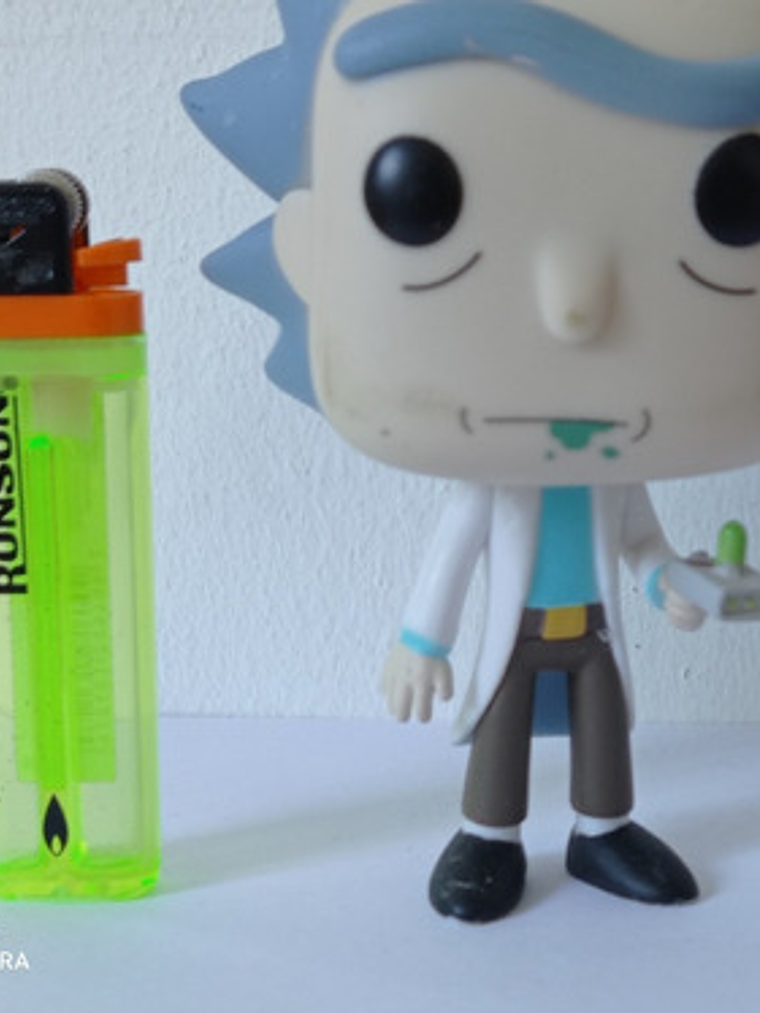 Rick With Portal Gun Funko Pop #665 Rick And Morty 4