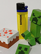 Figura Minecraft - Gold Armor Zombie + Creeper Mattel - Miniatura 5