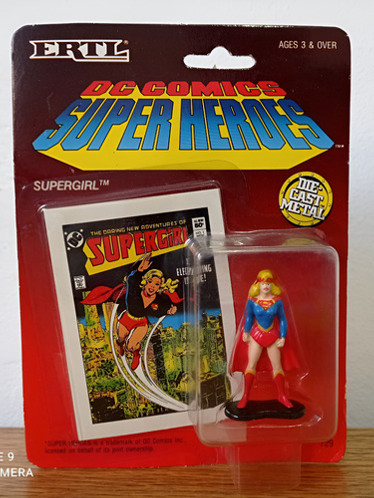 Supergirl 1990 Diecast Metal Dc Comics Super Heroes 1