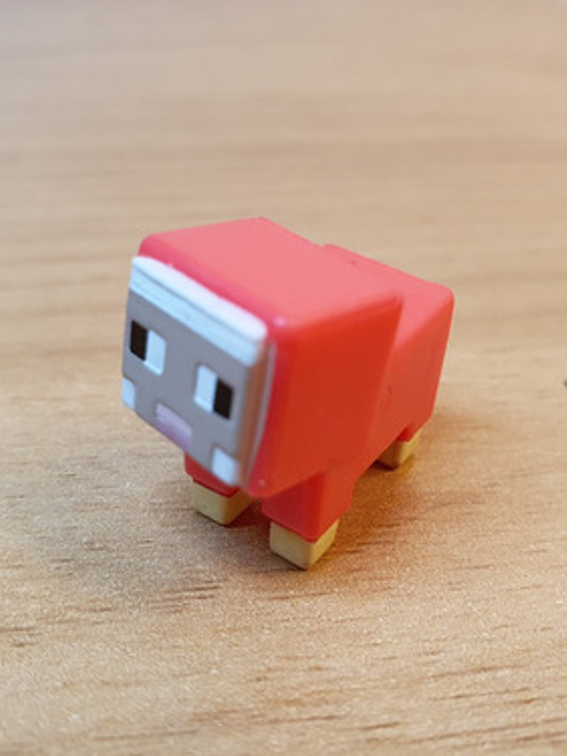 Figura Minecraft - Red Dyed Sheep - Mini Mattel 2