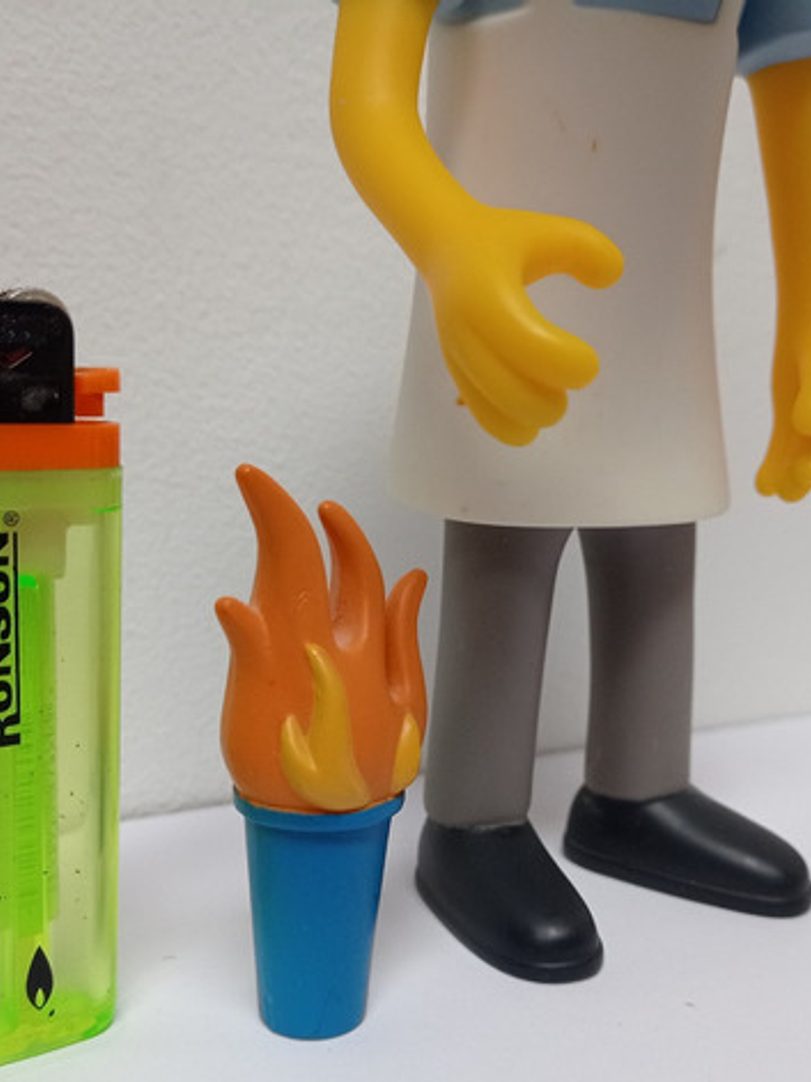 Moe Szyslak 2002 Simpsons Deluxe Faces Of Springfield Playma 4